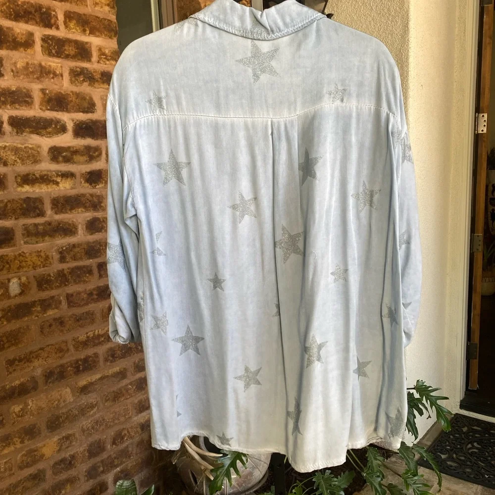Gigi Moda women's button down - Picture 2 of 5